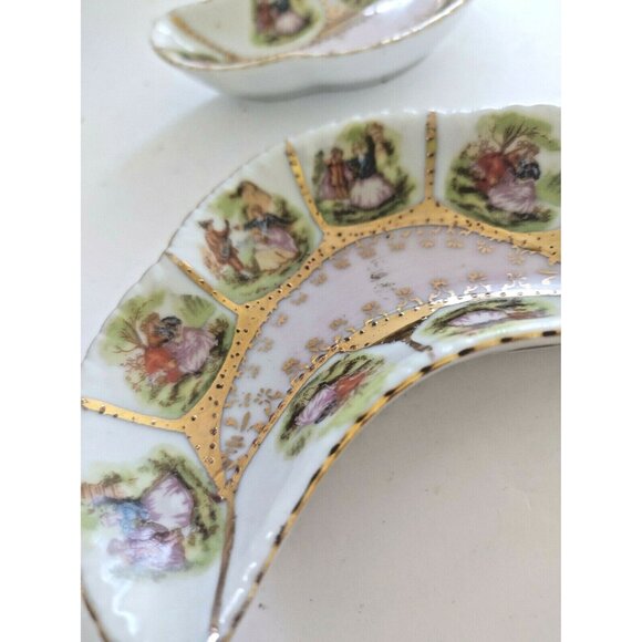 Vintage Crescent Shaped Pair of Victorian Style Side Dishes(Courting Couple) - Picture 6 of 12